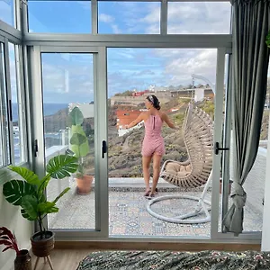 https://el-estudio-de-jessica.adeje-hotels.com